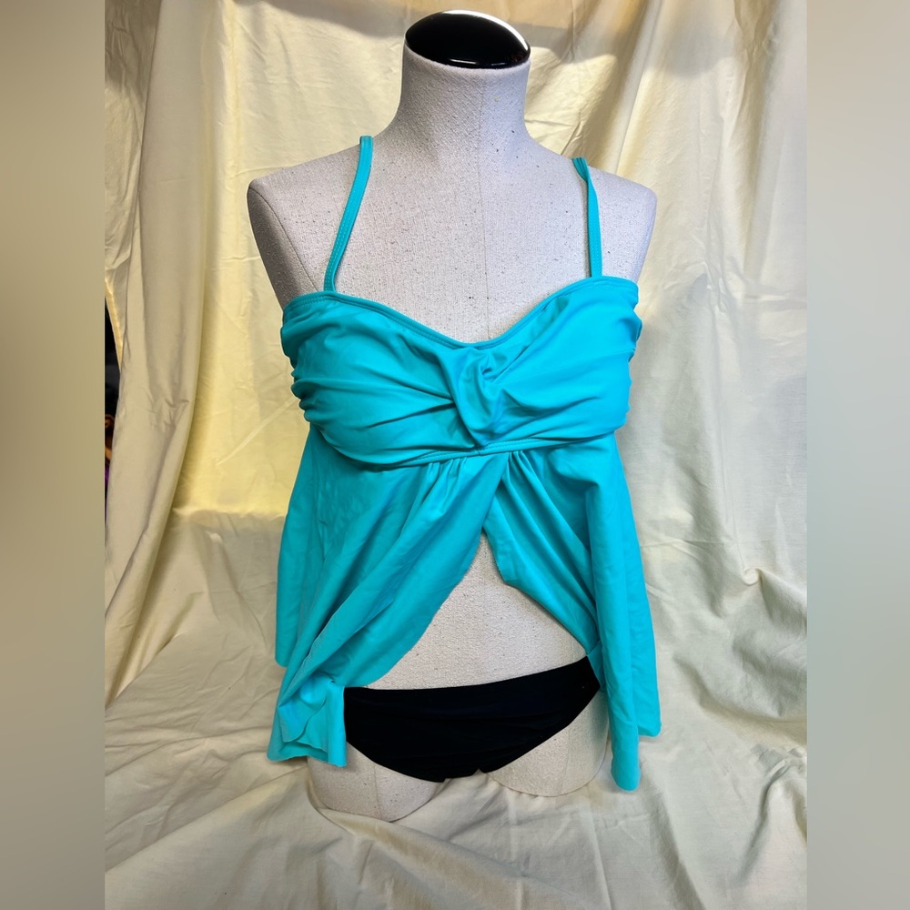 Bathing suit 😎 - Picture 2 of 12